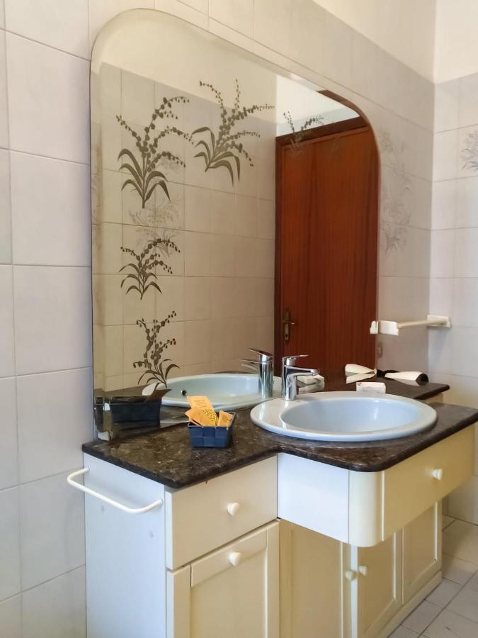A casa di Leda Apartment Sarzana Bagian luar foto